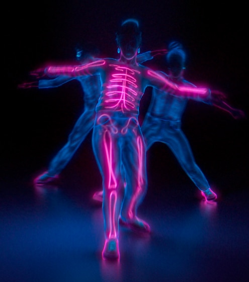 Bones dance